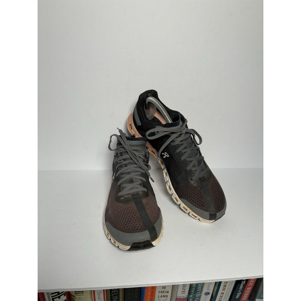 On Running Cloudswiss Shoes Women's US 8.5 Black Peach CloudTec Runners - Picture 1 of 9